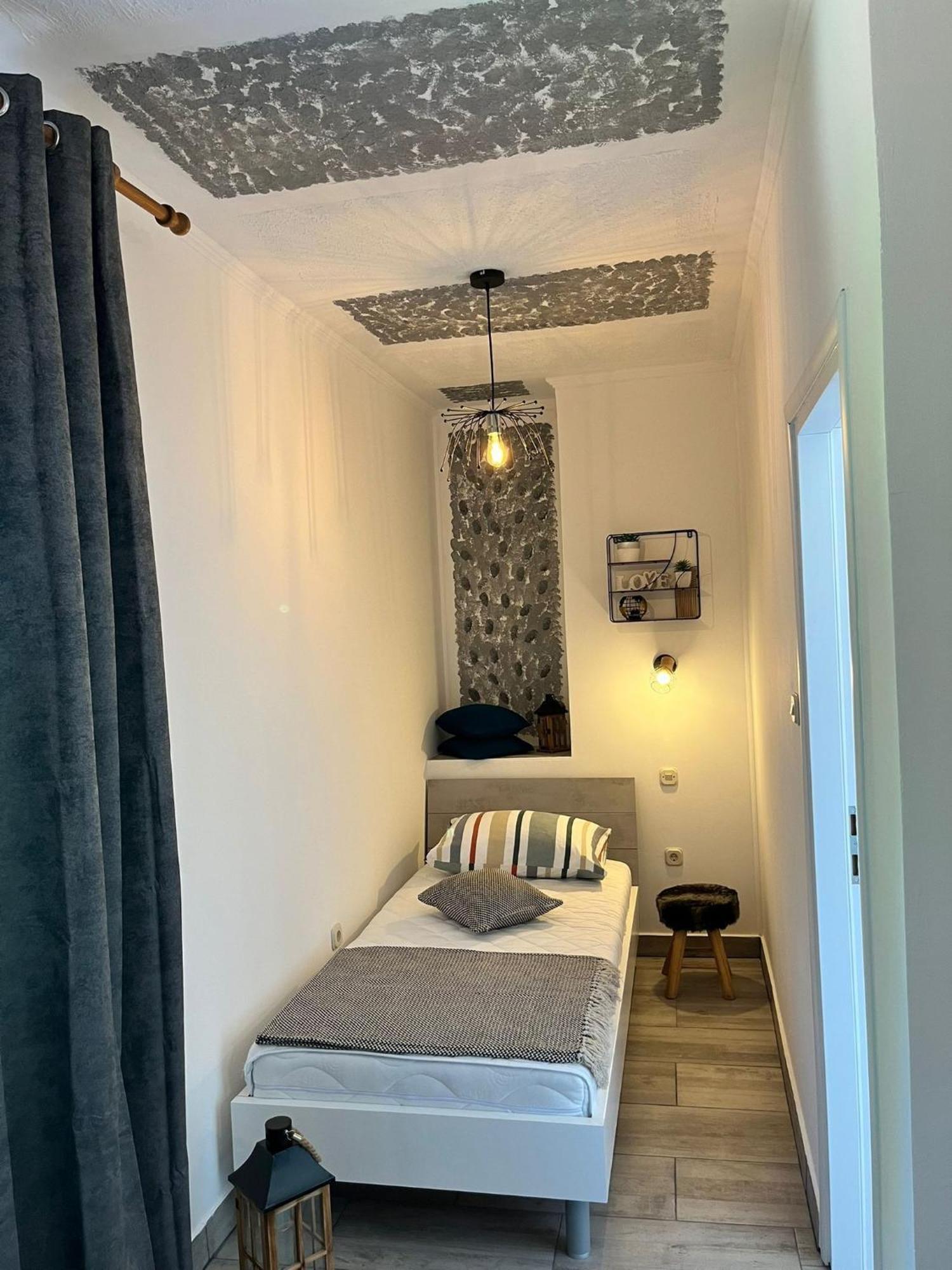 Apartments By The Sea Potocnica, Pag - 222 نوفاليا المظهر الخارجي الصورة