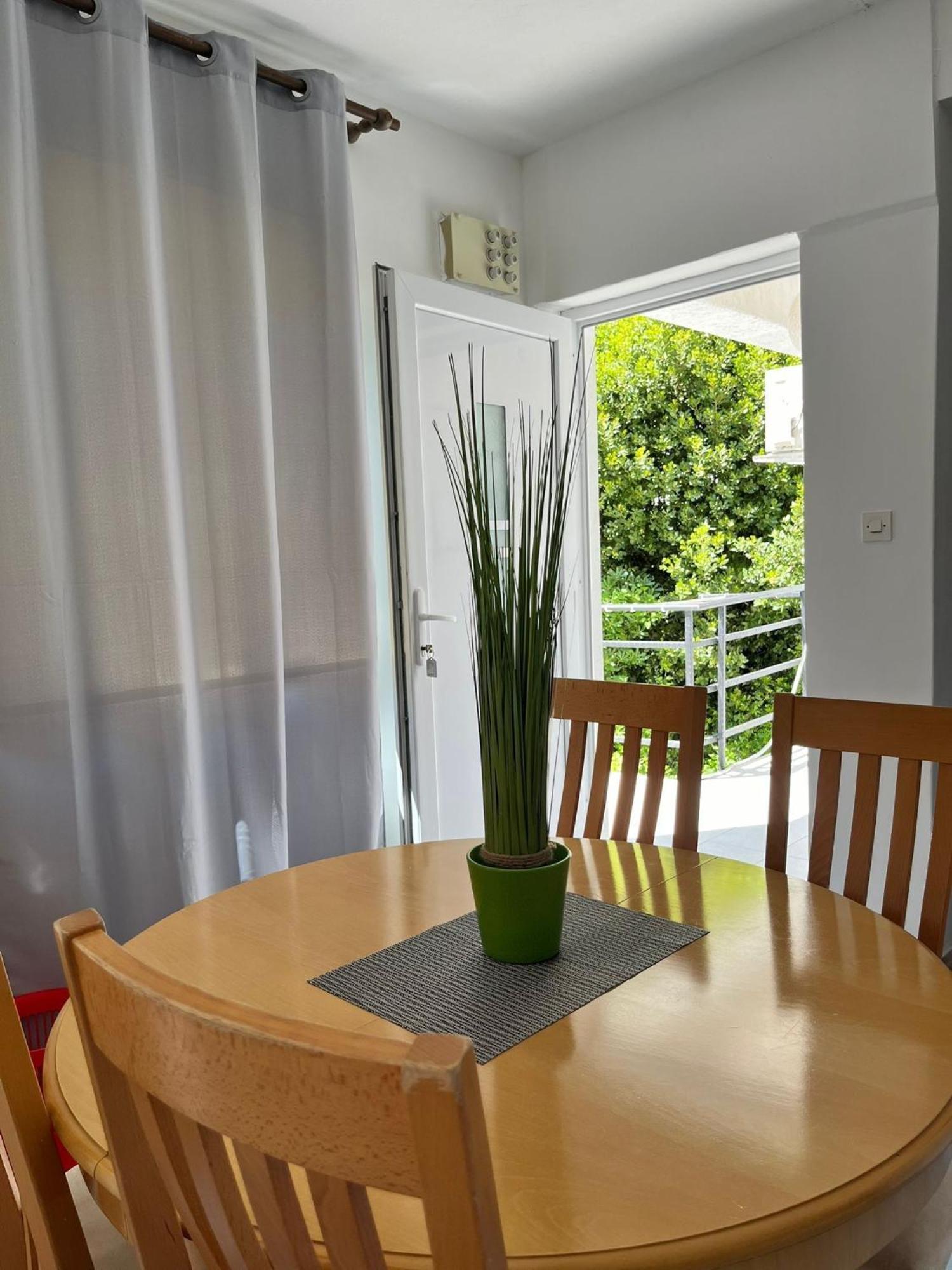 Apartments By The Sea Potocnica, Pag - 222 نوفاليا المظهر الخارجي الصورة