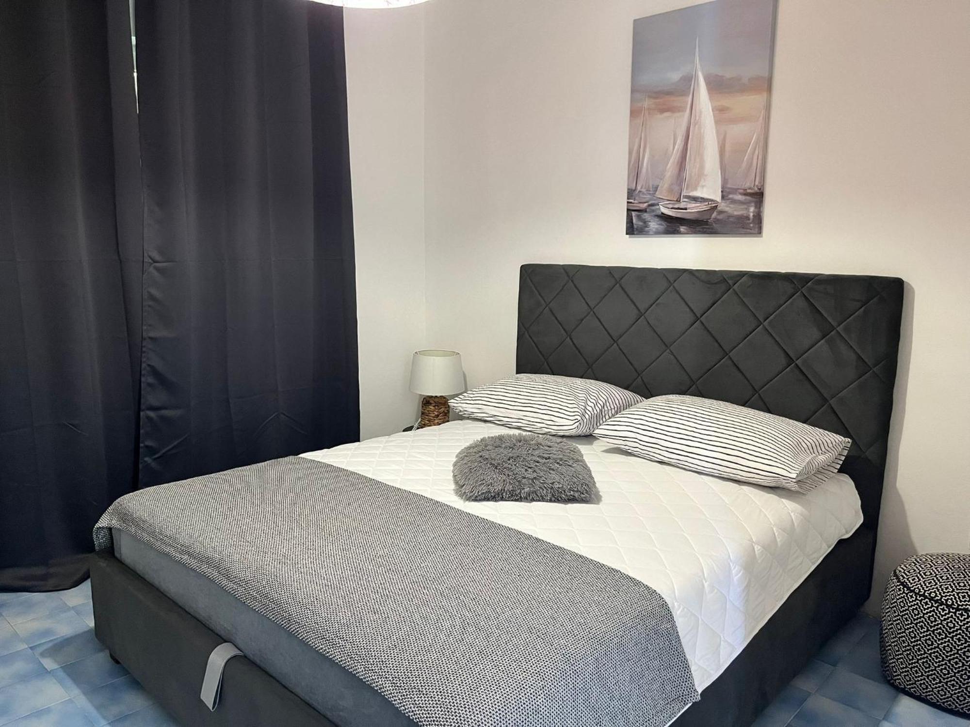 Apartments By The Sea Potocnica, Pag - 222 نوفاليا المظهر الخارجي الصورة